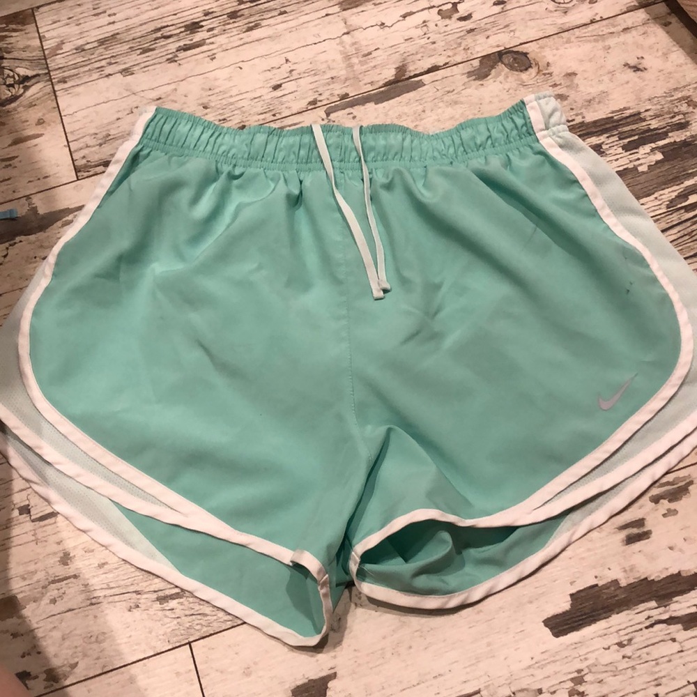 Nike women’s shorts